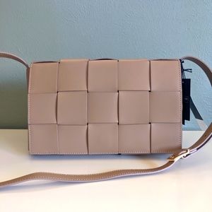 Valentina Fiore Beige Handmade Italian Woven Leather Crossbody Bag NWT